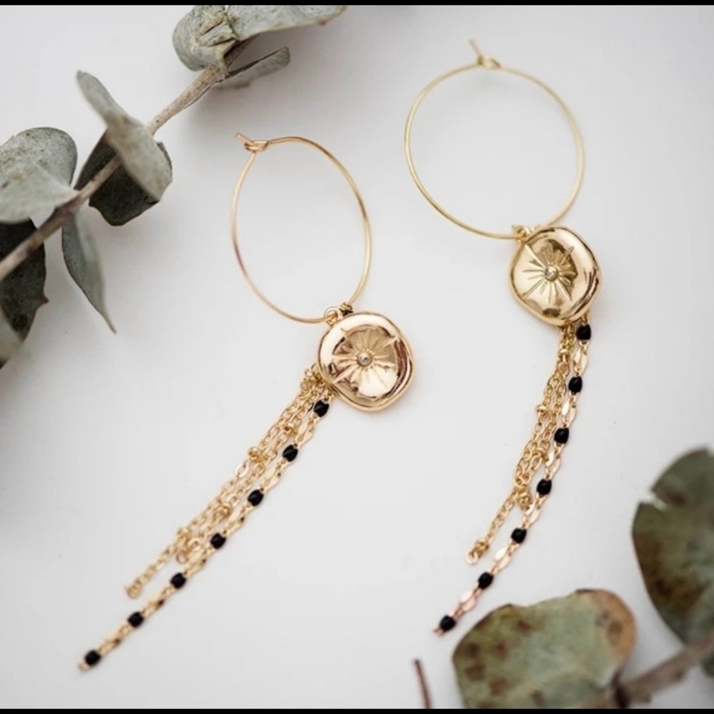 ⭐️Star Medallion Dangle Earrings Chains NWT